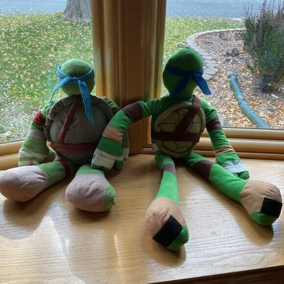 Nickelodeon Teenage Mutant Ninja Turtles Leonardo Plush Pillow Set - Picture 2 of 10